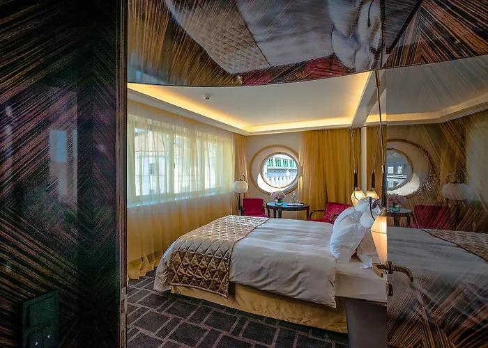 Lamee Hotel